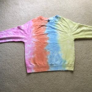 Old navy tie-dye crewneck.